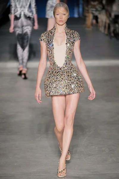 Look 39